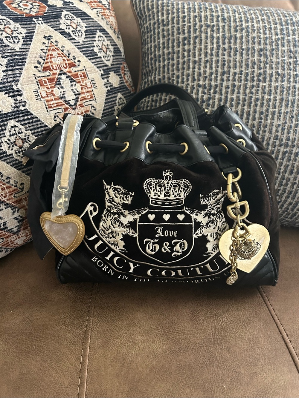 Juicy Couture dark brown color Y2K  Velvet and Leather Drawstring Shoulder Bag